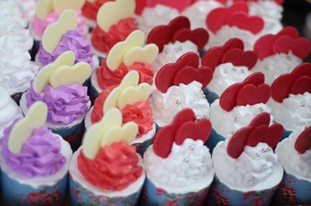 banh-sinh-nhat-ngo-nghinh-2016-11-02-cupcake-voi-nhieu-mau-sac