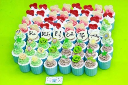banh-sinh-nhat-ngo-nghinh-2017-06-25-ra-mat-bo-suu-tap-cupcake-cupcake-nhieu-mau