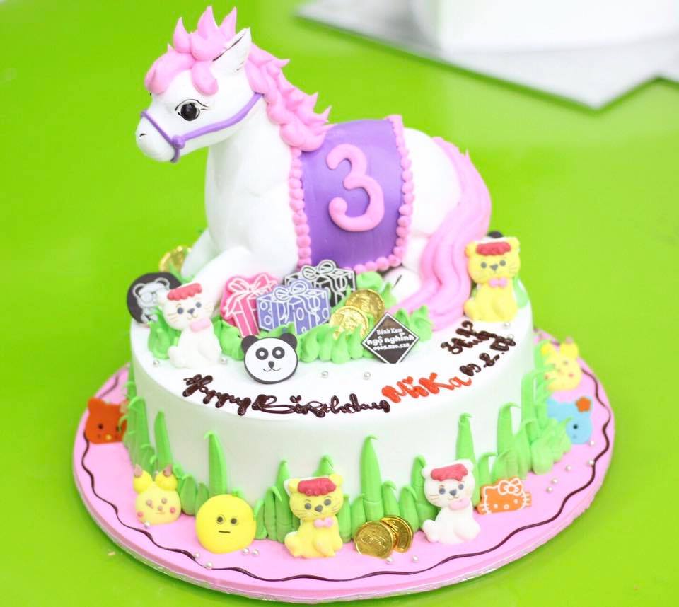 bánh kem sinh nhật ngộ nghĩnh tròn tạo hình con ngựa 3d dễ thương ...