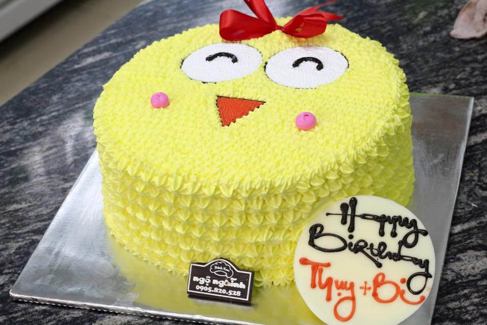Bánh gato sinh nhật vẽ hình con gà con giang tay tập đi 3996  Bánh sinh  nhật kỷ niệm