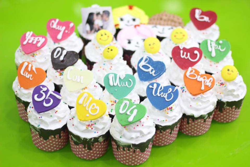 Set cupcake sinh nhật lớp mini Đặt bánh sinh nhật online tại Hà Nội