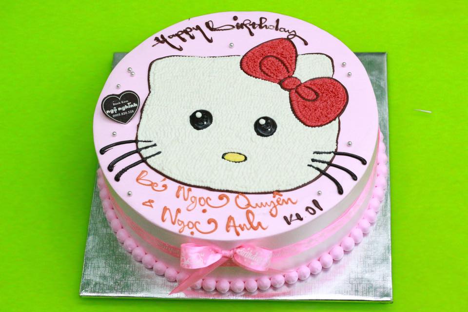 Bánh kem sinh nhật hình mèo hello kitty: \