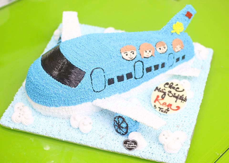 Mẫu bánh sinh nhật máy bay cho bé - Bánh sinh nhật Ngọc Linh | Facebook