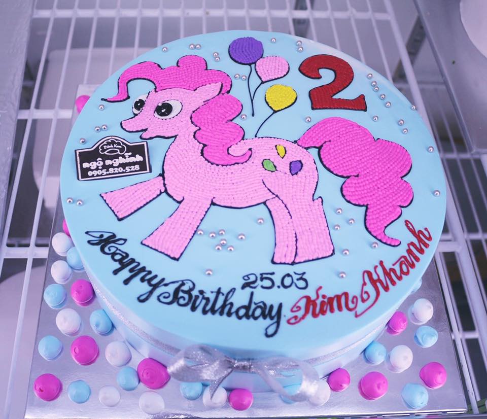 Bánh sinh nhật tạo hình ngựa pony đẹp cho bé gái 8341  Bánh fondant