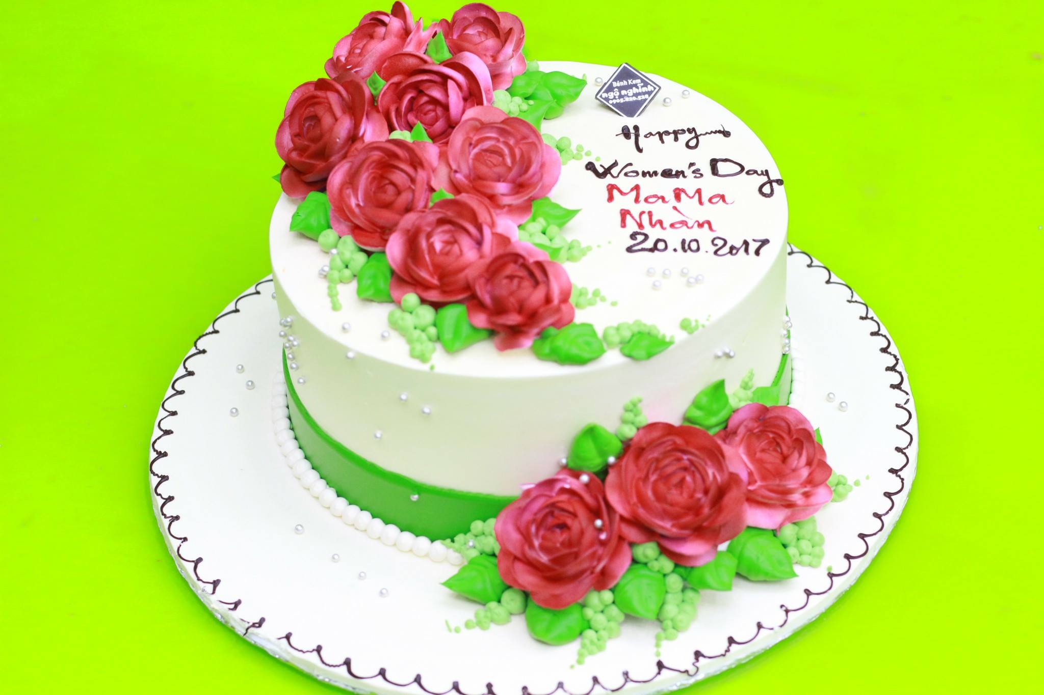 Bánh kem sinh nhật trang trí hoa bất tử đỏ đẹp sang trọng tặng mẹ ...