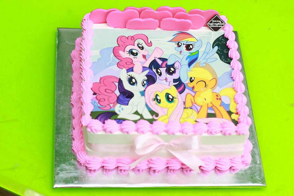 Bánh sinh nhật vuông in hình ăn được ngựa pony bé nhỏ đáng yêu cho ...