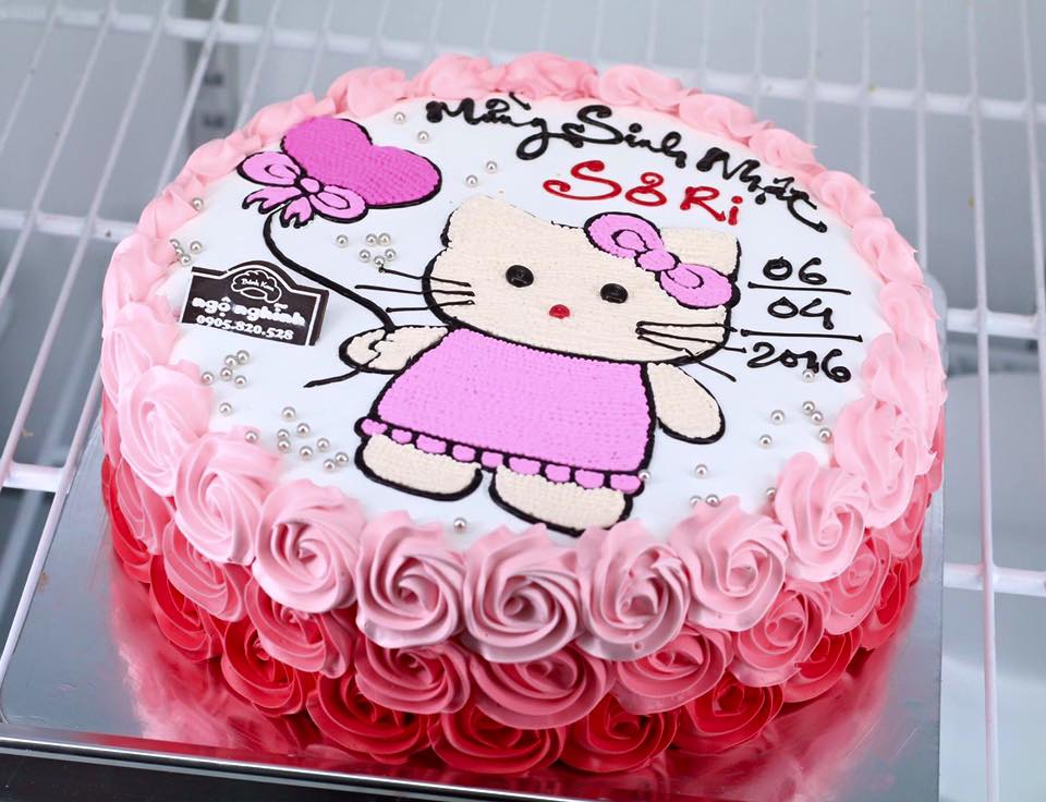 Bánh Sinh Nhật Cho Bé Gái 7 Tuổi Với Mèo Kitty | Bánh kem cao cấp