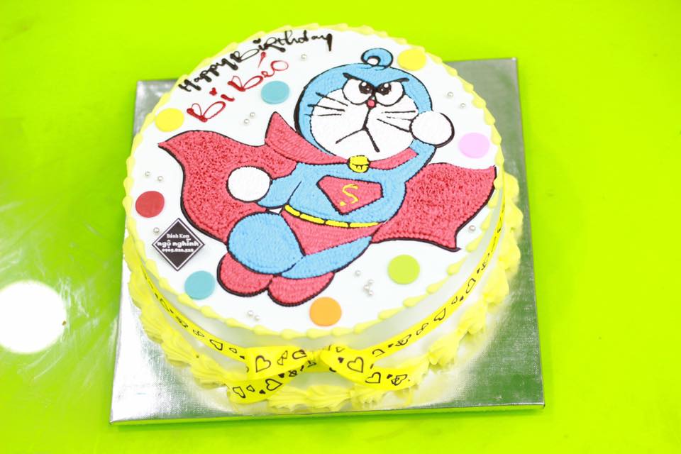 Bánh kem sinh nhật vẽ hình doremon làm siêu nhân cute ngộ nghĩnh ...
