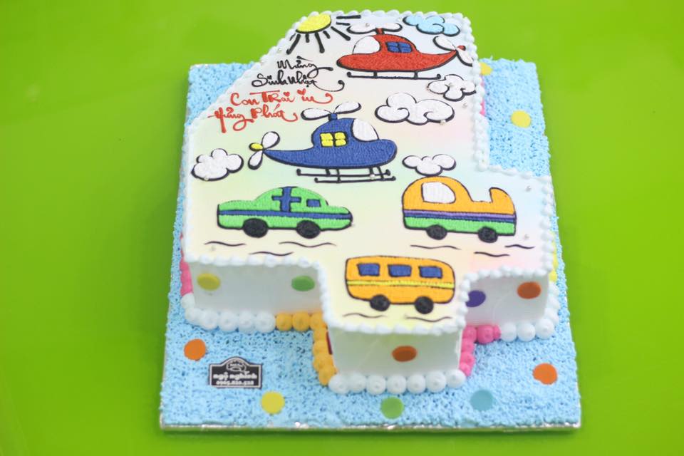 Mẫu bánh sinh nhật hình máy bay cho bé trai 5 tuổi | Bánh kem cao cấp