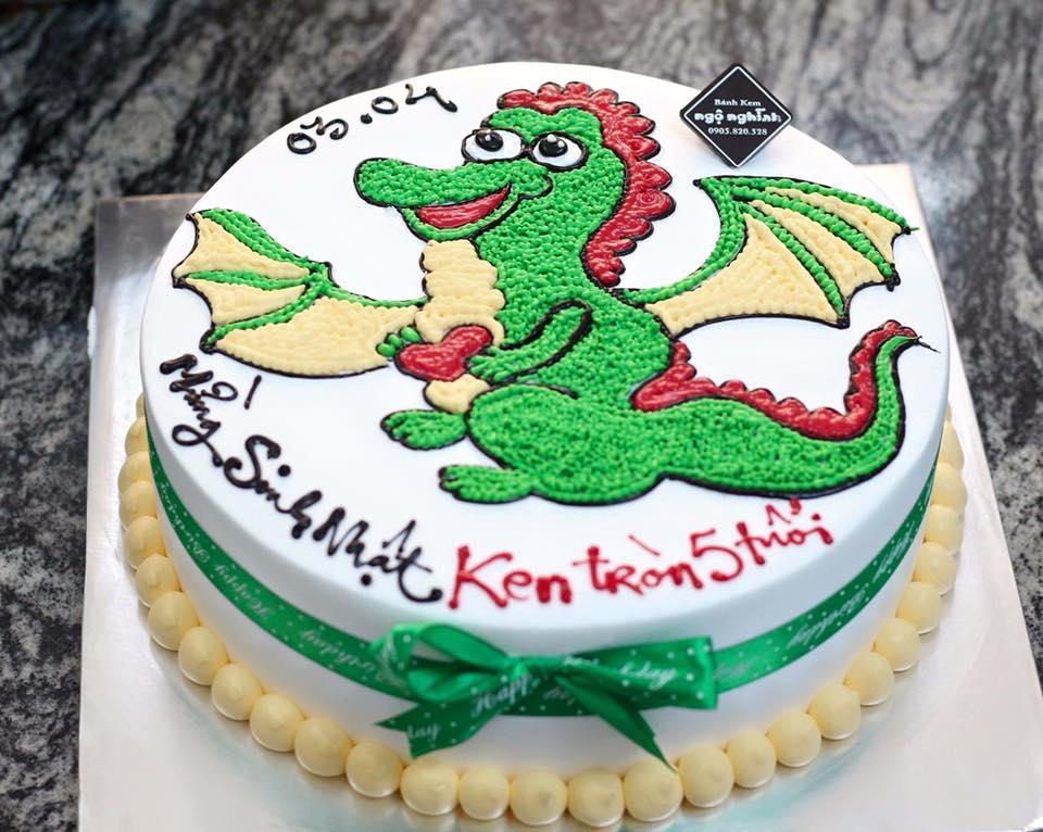 Bánh sinh nhật tạo hình 3d con rồng tuổi thìn mạ vàng sang trọng độc đáo  best in the World | Cake images