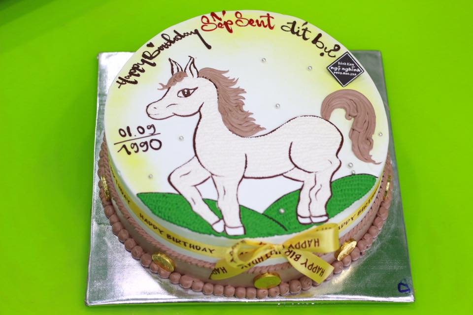 Bánh Kem Sinh Nhật Vẽ Hình Con Ngựa Tuổi Ngọ Độc Lạ Đẹp Sang Trọng Tặng Sếp  | Bánh Kem Ngộ Nghĩnh