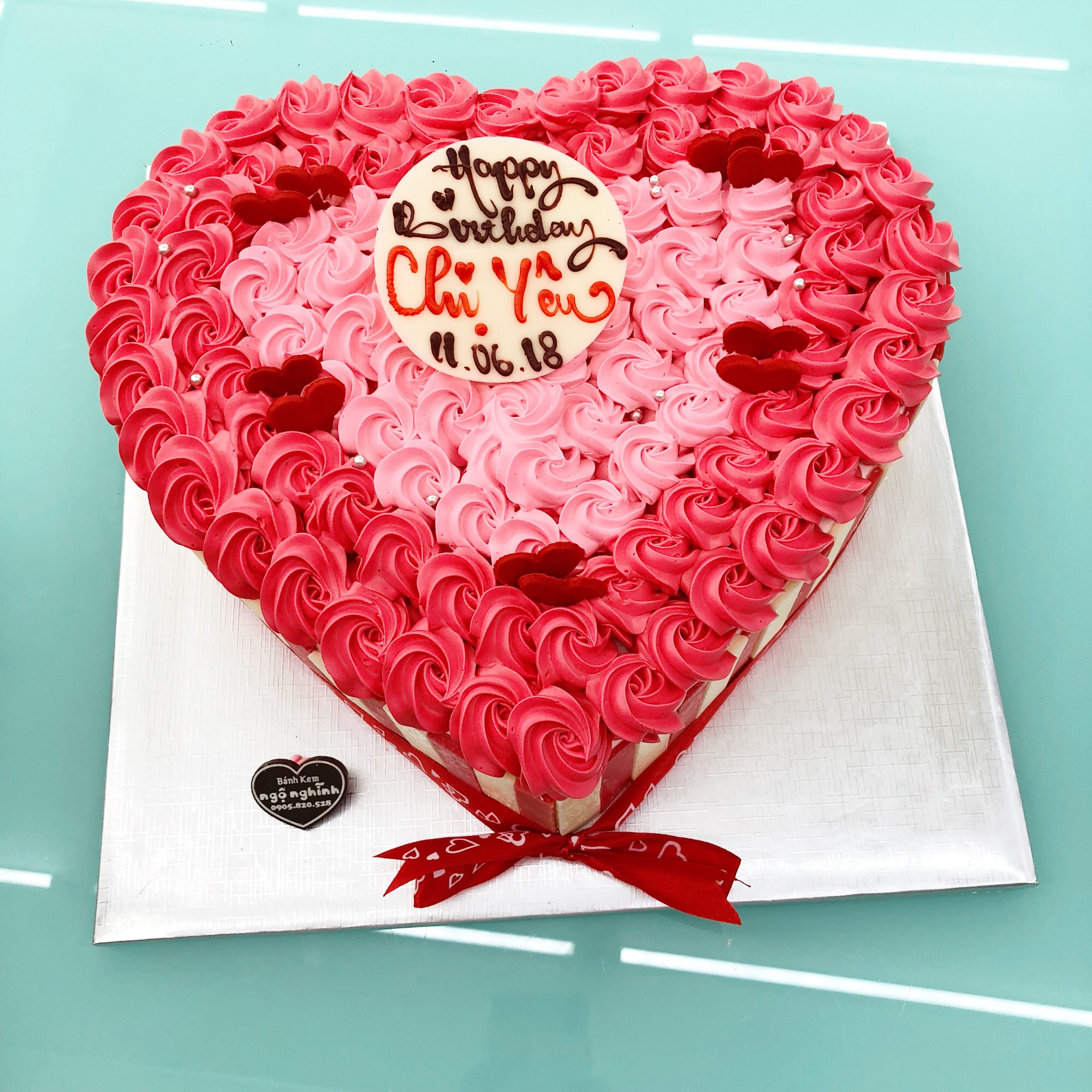 Bánh sinh nhật tạo hình trái tim hoa hồng đẹp mắt hấp dẫn ngọt ...