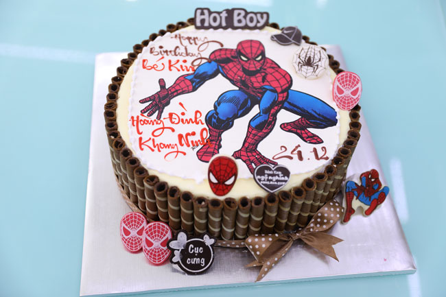 Bánh sinh nhật người nhện siêu nhân spider man đẹp ấn tượng tặng sinh nhật  bé trai 7140  Bánh sinh nhật kỷ niệm