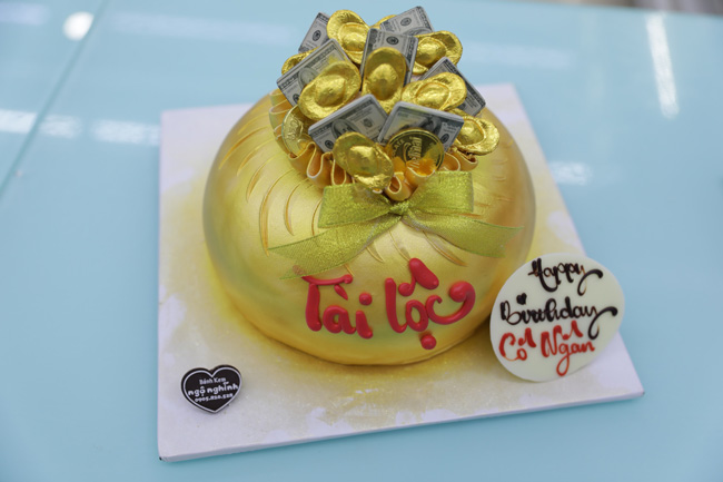 Bánh kem sinh nhật tạo hình 3d hủ vàng thỏi vàng đẹp độc đáo tặng nữ | Bánh  Kem Ngộ Nghĩnh