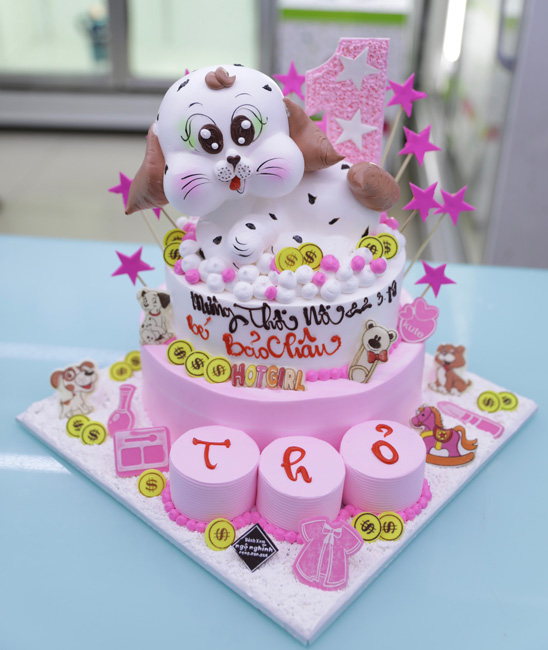 Mẫu bánh kem sinh nhật búp bê bé gái - Tiệm bánh MiaCake Đà Nẵng