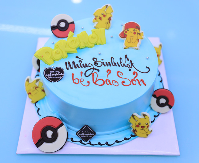 Bạn là fan của Pokemon và muốn tìm kiếm một chiếc bánh sinh nhật đậm chất Pokemon? Xem ngay bức ảnh của chúng tôi về chiếc bánh kem sinh nhật trang trí Pokemon đầy màu sắc và vui nhộn.
