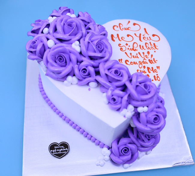 Bánh sinh nhật trái tim tạo hình dải hoa hồng màu tím 3d đẹp mắt ...