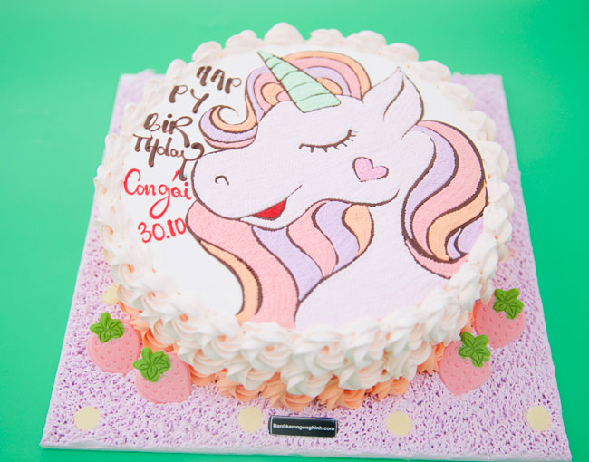Bánh sinh nhật bé ngựa trên mây