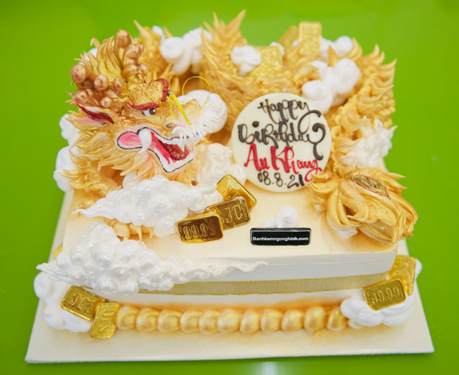 Bánh kem 3D con rồng là một tác phẩm nghệ thuật vô cùng chân thực. Nếu bạn yêu thích con rồng và ẩm thực, hãy xem bức tranh bằng bánh kem 3D này.