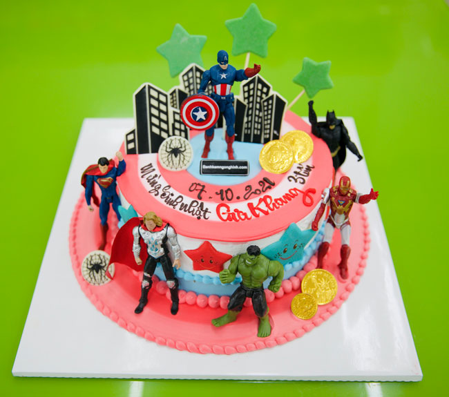 Mẫu bánh sinh nhật Siêu nhân, Người nhện, Spidermen, Avenger 2022