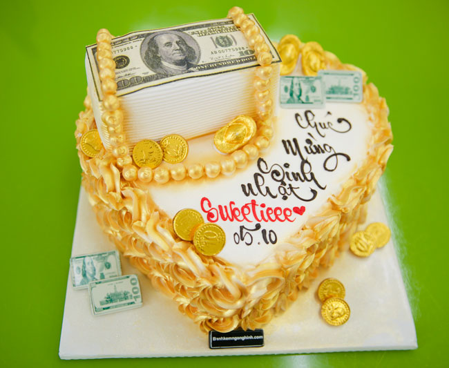 Bánh sinh nhật tạo hình 3d tiền đô và vàng sang chảnh độc đáo bán ...