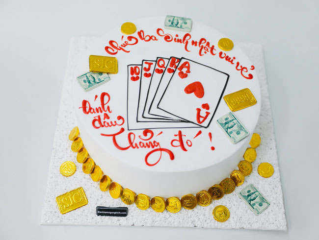 Bánh sinh nhật vẽ hình lá bài tú lơ khơ và casino đẹp độc đáo tặng nam   Bánh Kem Ngộ Nghĩnh