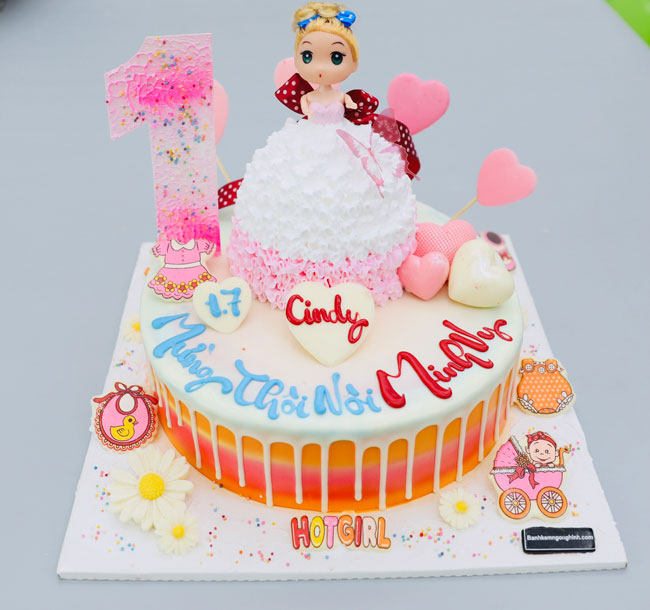 Bánh sinh nhật tạo hình 3d công chúa chibi trắng đáng yêu thôi nôi ...