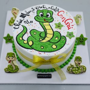 Bánh sinh nhật con rắn dễ thương  Bánh kem tuổi Tỵ  VFOVN
