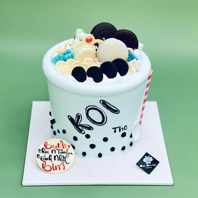 11-banh-kem-sinh-nhat-tao-hinh-3d-ly-tra-sua-dang-yeu