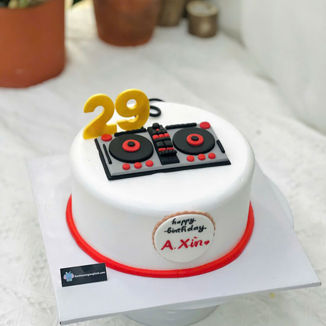 64-banh-kem-sinh-nhat-tao-hinh-3d-ban-nhac-dj-doc-dao