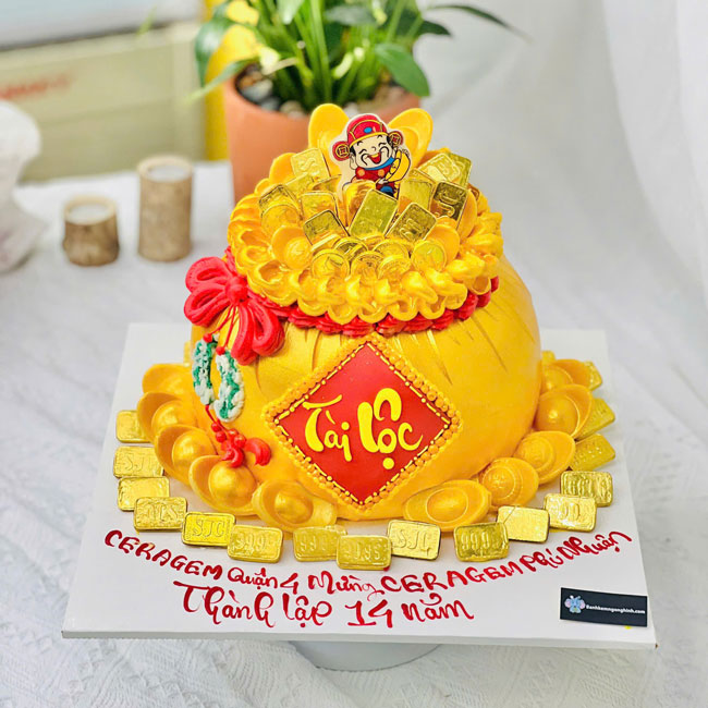 45-banh-kem-sinh-nhat-tao-hinh-3d-hu-vang-doc-dao