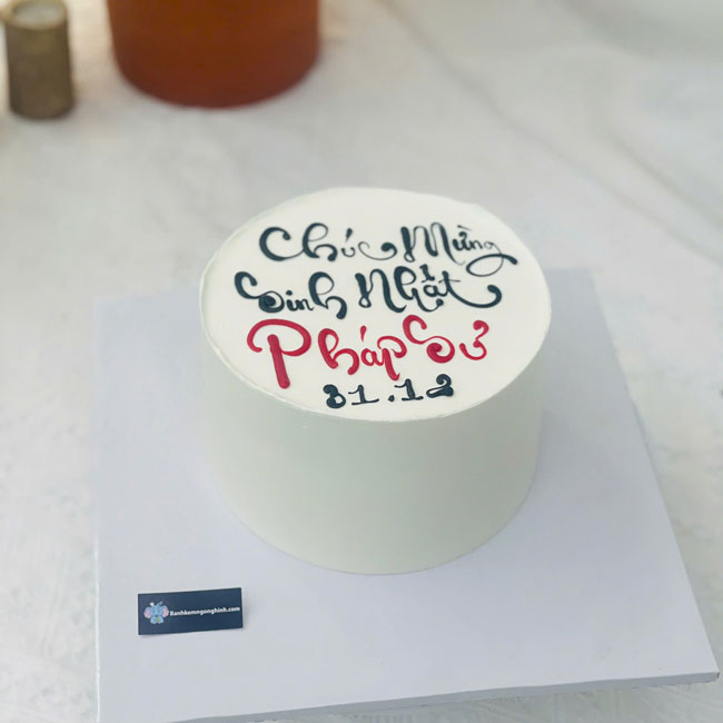 71-banh-kem-sinh-nhat-trang-tri-chu