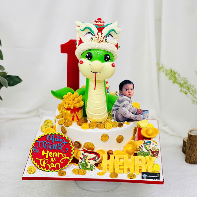 11-banh-kem-sinh-nhat-tao-hinh-3d-con-ran-tuoi-ty-doc-dao