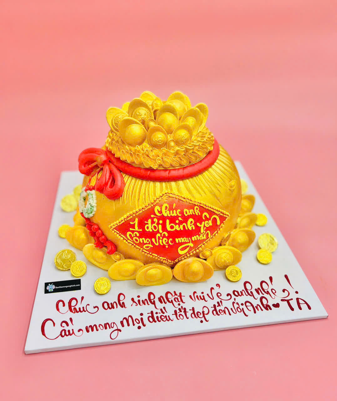 17 banh kem sinh nhat tao hinh 3d hu vang day thoi vang