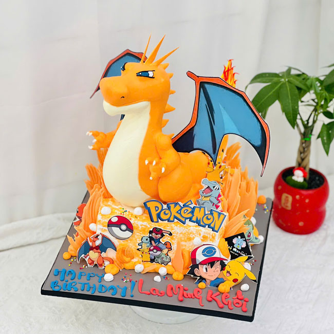 04-banh-kem-sinh-nhat-tao-hinh-3d-con-rong-tuoi-thin-doc-dao