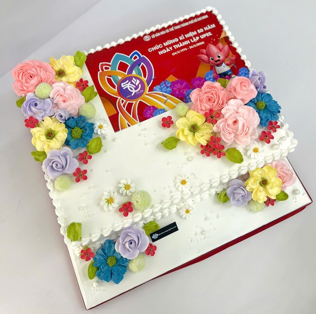143 banh kem sinh nhat in hinh an duoc bat hoa