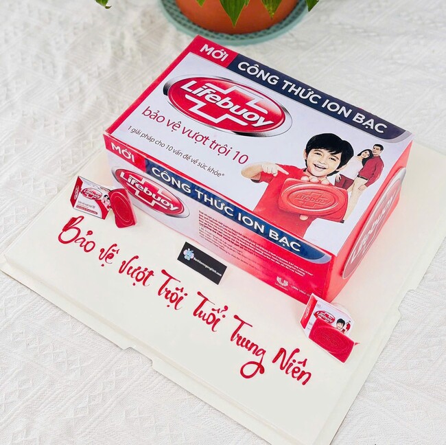 169 banh kem sinh nhat tao hinh 3d xa bong