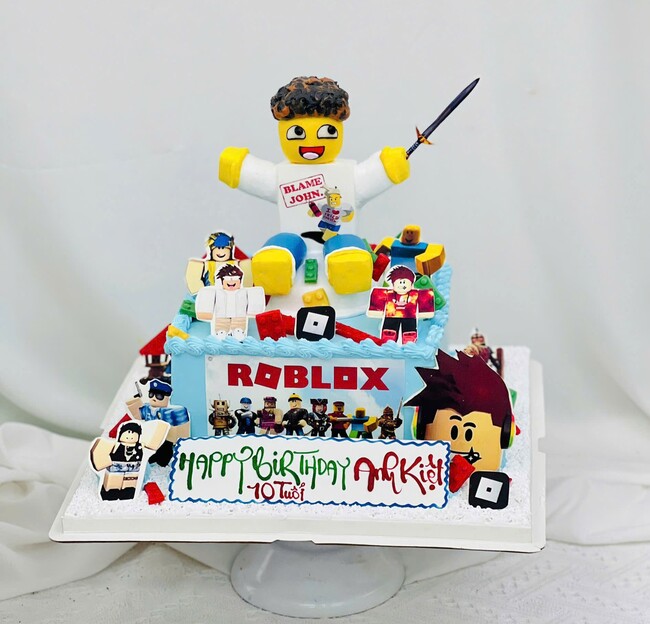 69 banh kem sinh nhat tao hinh 3d nhan vat roblox