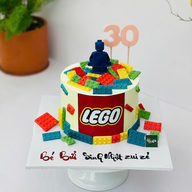 24 banh kem sinh nhat tao hinh 3d lego doc dao