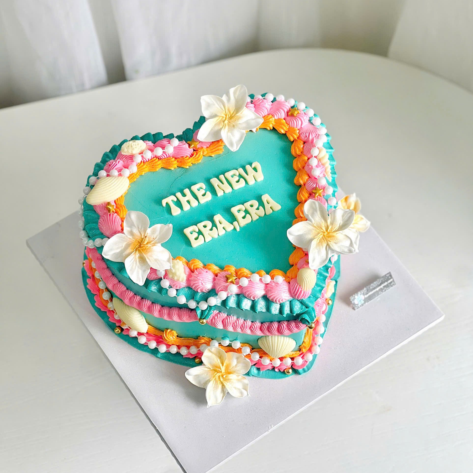 15 banh kem sinh nhat trai tim trang tri hoa