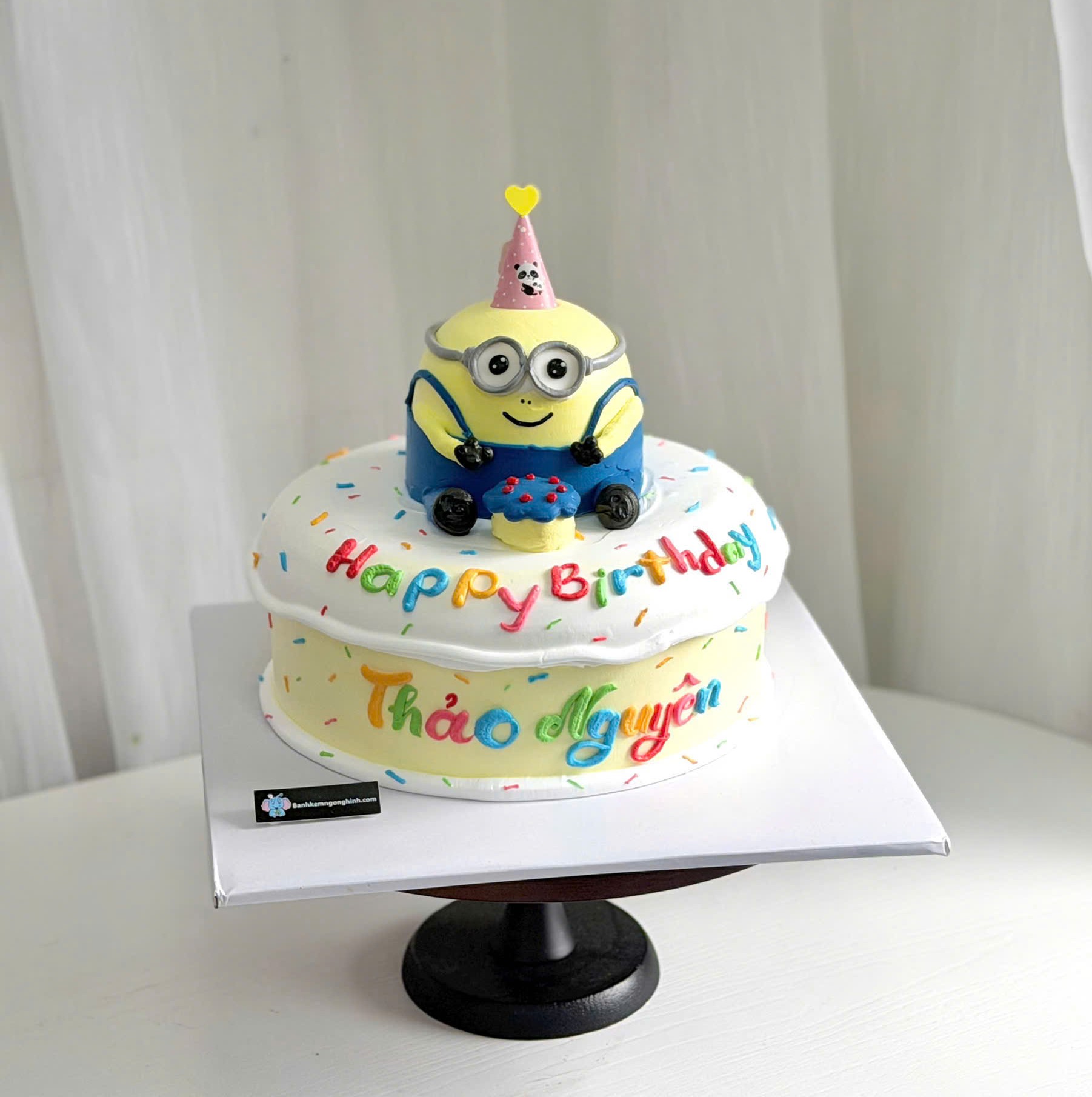 44 banh kem sinh nhat tao hinh 3d nhan vat minion