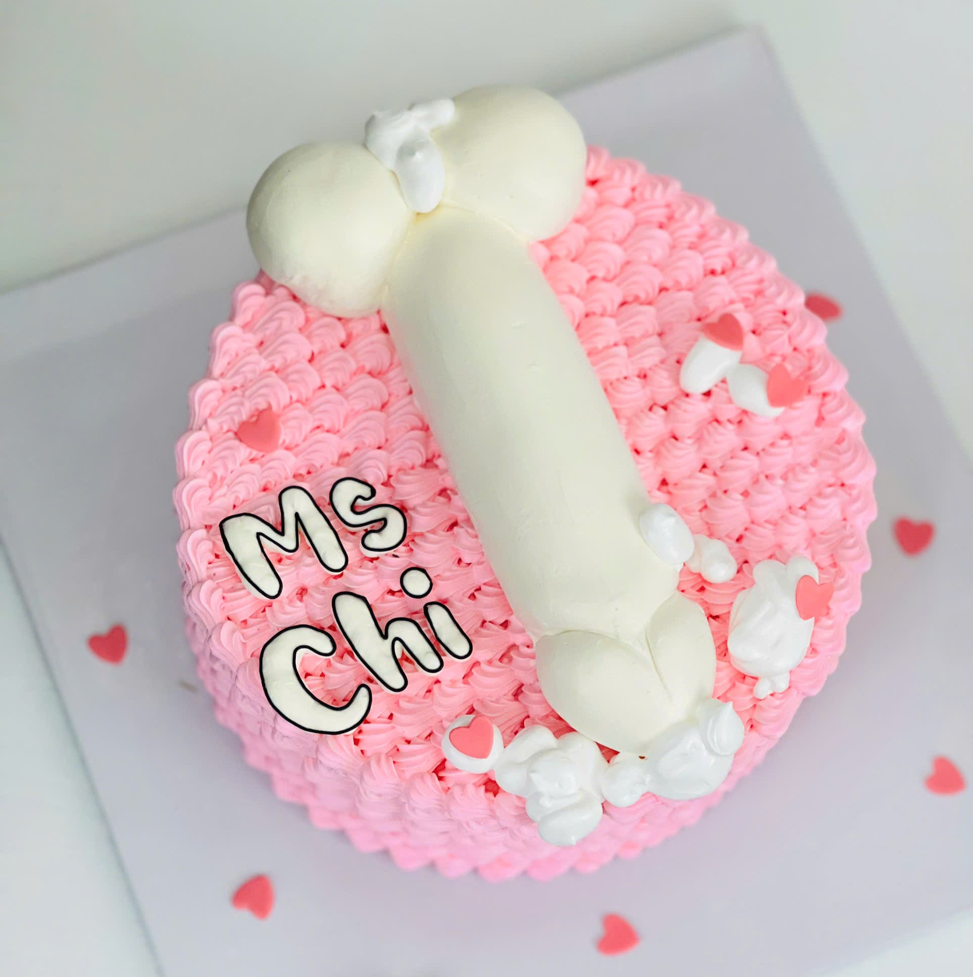 61 banh kem sinh nhat 18+ tao hinh con ciu